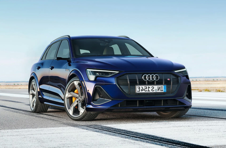 Замена аккумулятора Audi E-Tron-S