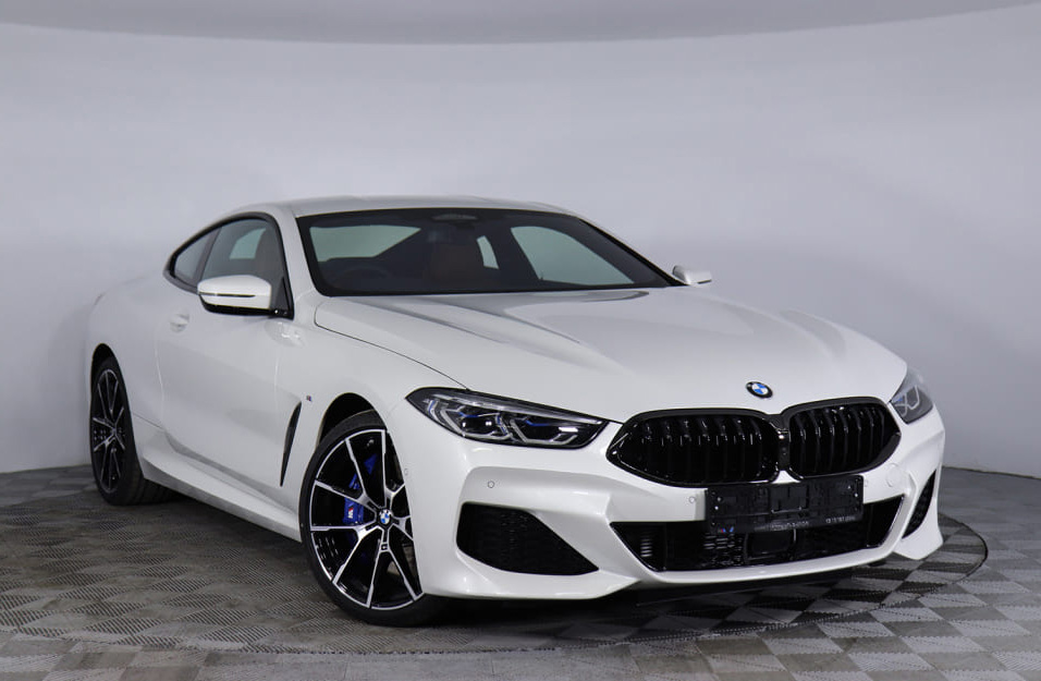 Замена аккумулятора BMW 8
