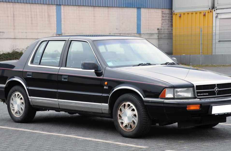 Замена аккумулятора Chrysler Saratoga