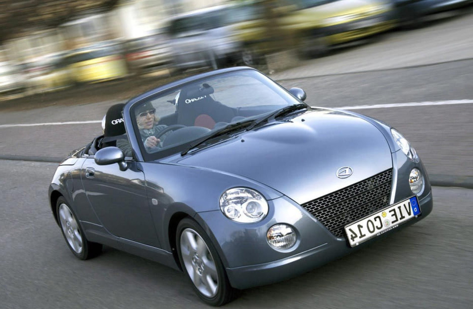 Замена аккумулятора Daihatsu Copen