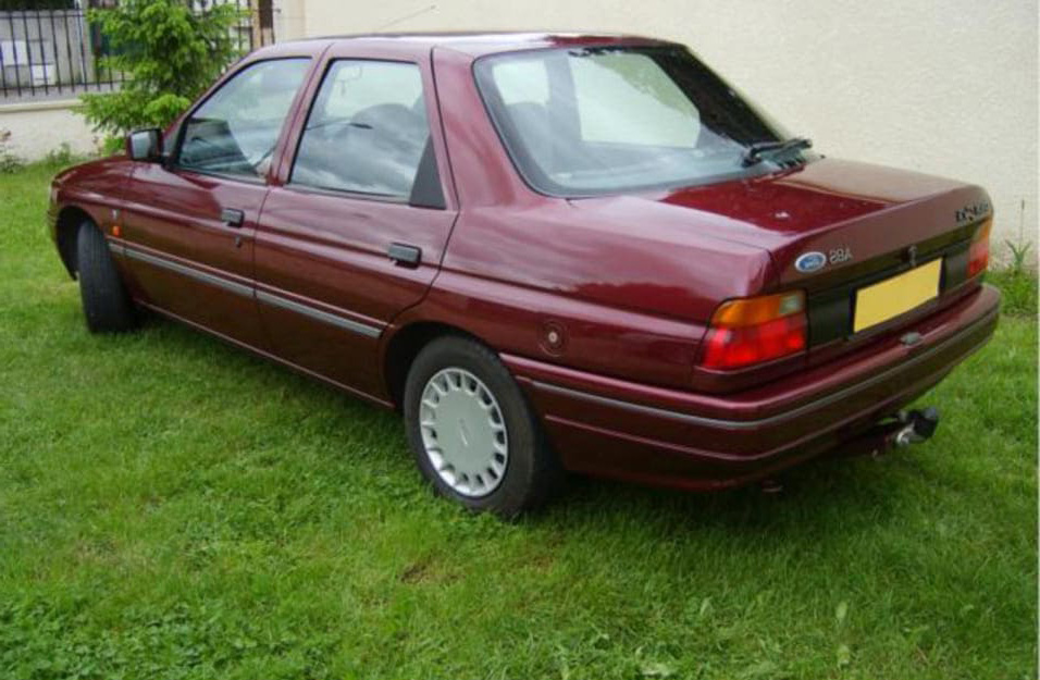 Замена аккумулятора Ford Orion