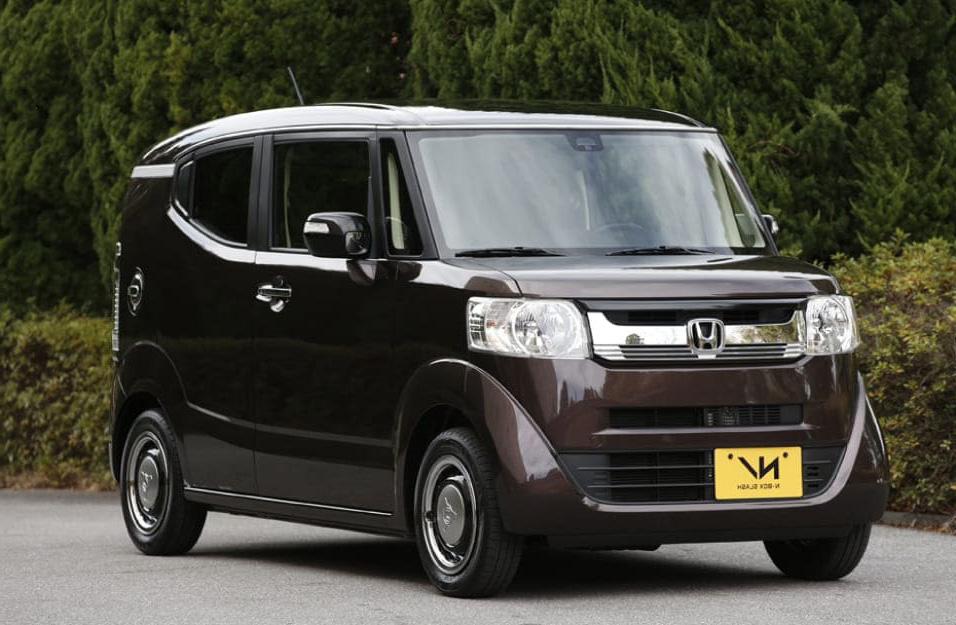 Замена аккумулятора Honda N-Box-Slash