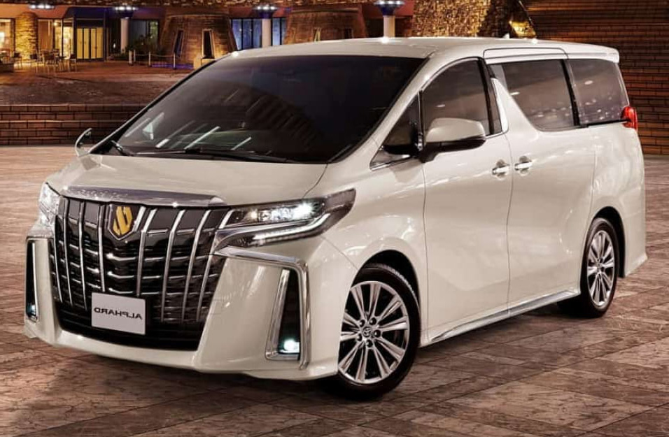 Замена аккумулятора Toyota Alphard