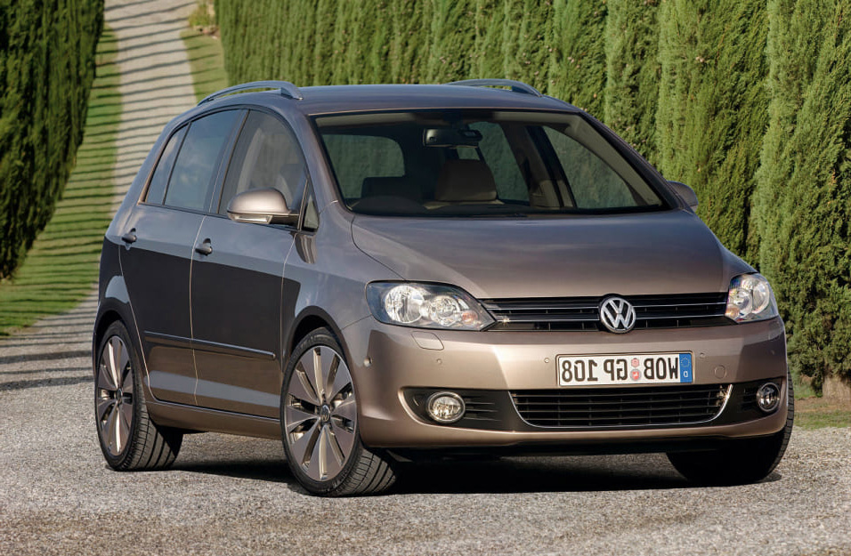 Замена аккумулятора Volkswagen Golf-Plus